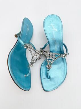 Giuseppe Zanotti Turquoise Crystal Embellished Thong Kitten Heel Sandals US 6
